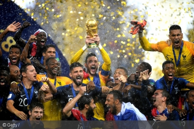 Rússia 2018: <i>Ramenez la coupe à la maison</i>