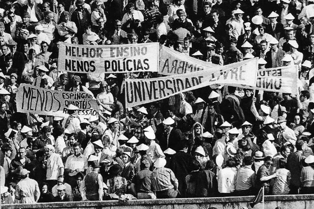 A Crise Estudantil de 1969 e a final da Taça