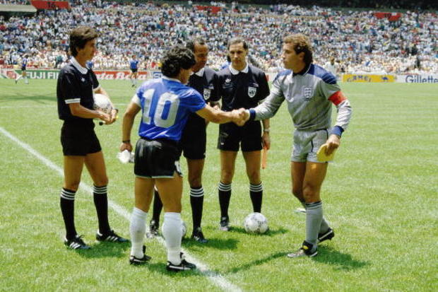 México 1986: Carregados pela arte (e mão) de deus