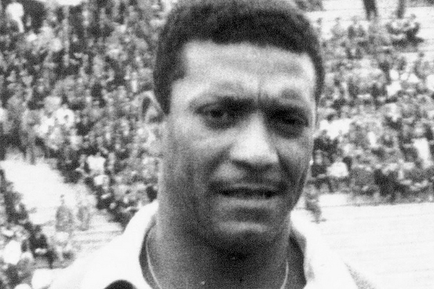 Carlos Duarte: O Dragão Angolano