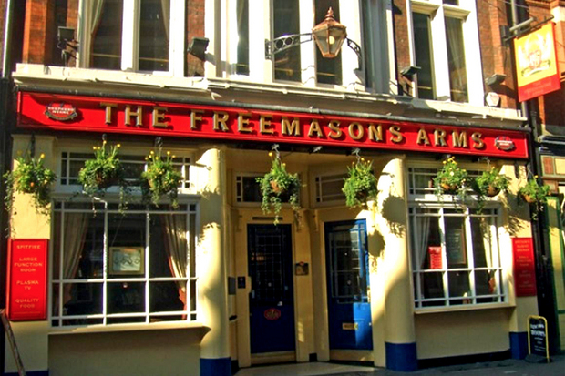 Freemason´s Tavern: o nascimento do futebol