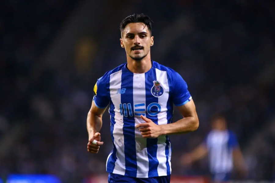 Stephen Eustáquio (CAN)