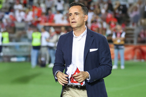 Mário Branco afasta rumores sobre a saída de Pavlidis: «Vai ficar no Benfica»