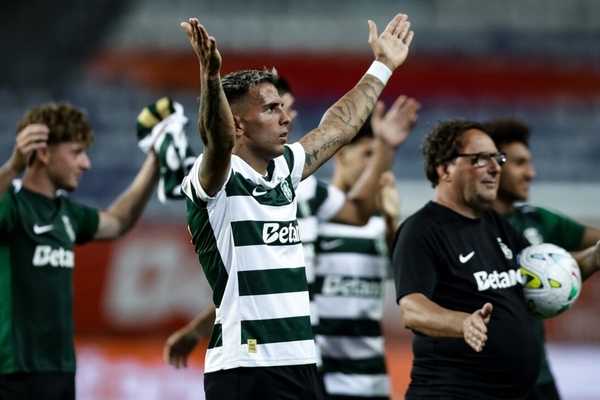 Sporting apresenta 30 jogadores: conheça os nomes e a numeração