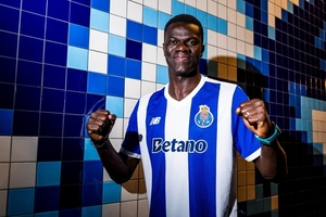 É reforço do FC Porto e admite: «Marega é uma grande inspiração»