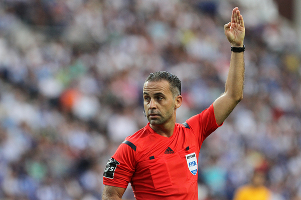 Duarte Gomes abandona o cargo de diretor técnico nacional da arbitragem da FPF