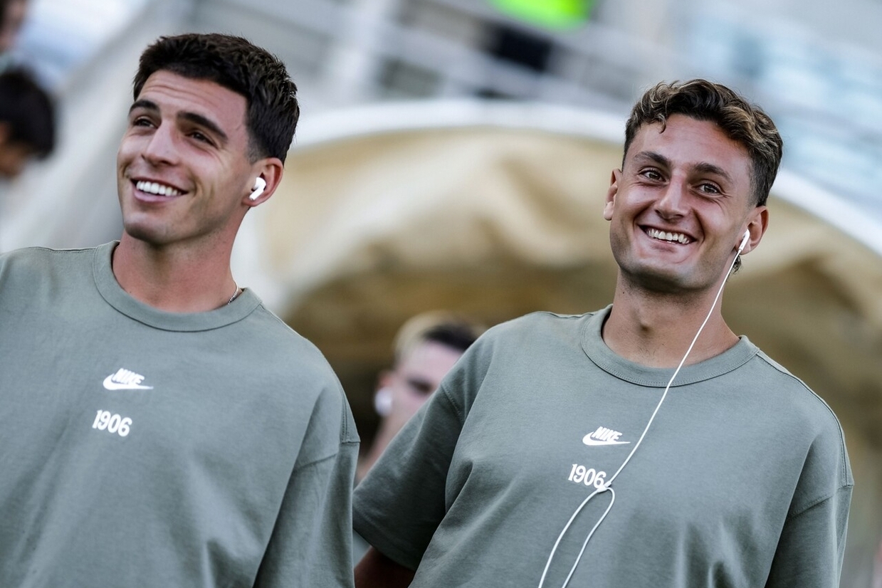 Há novo camisola 9 e herdeiros de Coates e Morita: os novos dorsais do Sporting