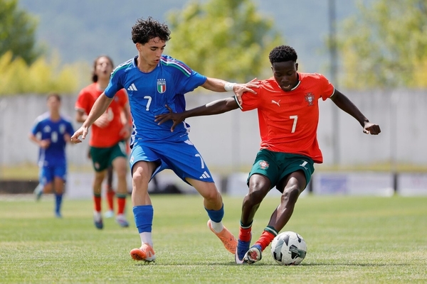 Sub-16 | Cristiano Ronaldo Jr. novamente titular, mas Portugal perde nos penáltis em Brag...