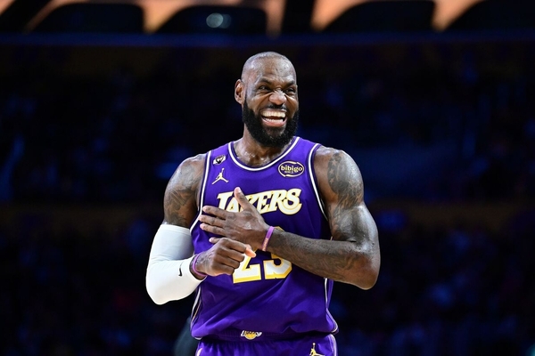 LeBron continua a prender a NBA: Miami lidera corrida e nem o calendário da Liga está imune