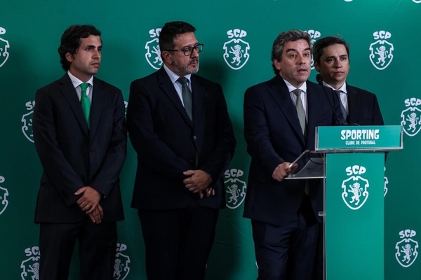 Sócios do Sporting aprovam contas, orçamento e compra de espaço no Estádio