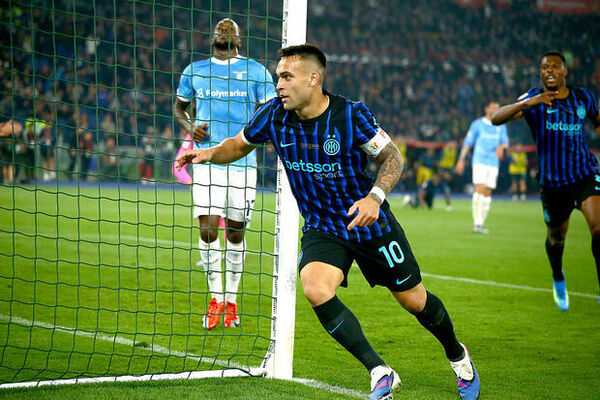 Internazionale beat Lazio and win the competition