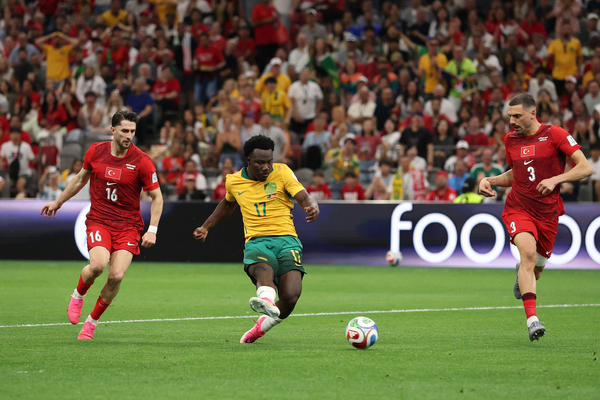 Contra-ataque dos Socceroos bateu falta de eficácia turca