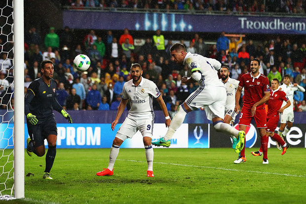 Sem BBC apareceu Carvajal a resolver Sem BBC apareceu Carvajal a resolver