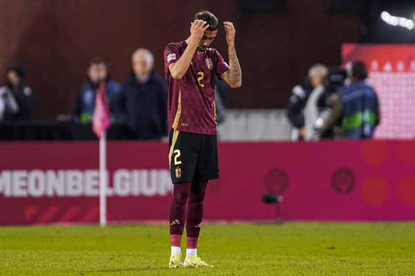 Debast mais perto da estreia no Mundial: «Por mim estaria em campo amanhã»