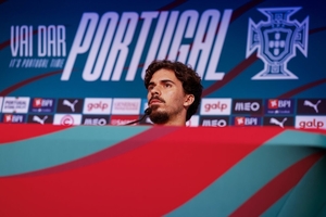 Vitinha: «Nunca tivemos uma seleção assim, mas ser bons no papel não vale de nada»