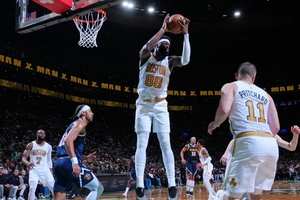 Neemias Queta renova com os Boston Celtics e vai receber mais de 50 milhões