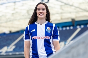 Primeira jogadora a sair do Benfica para o FC Porto: Daniela Areia Santos na Invicta