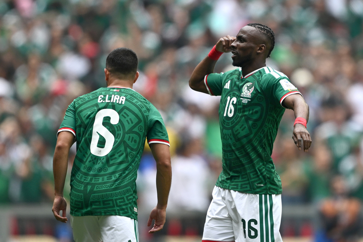 Olé, México! Olá, Mundial!