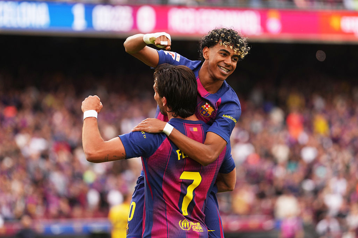 FC Barcelona vence dérbi e aproxima-se do título FC Barcelona vence dérbi e aproxima-se do título