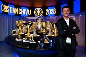 Chivu, Inter ile 2028’e kadar sözleşme yeniledi