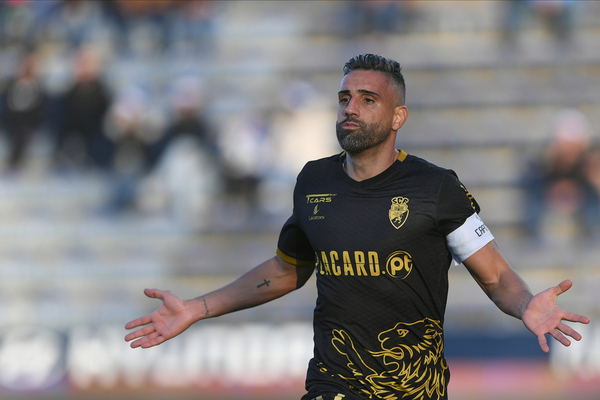 Farense despede-se do capitão Marco Matias