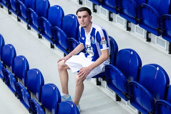 Capitão dos sub-19 junta-se à equipa principal do FC Porto