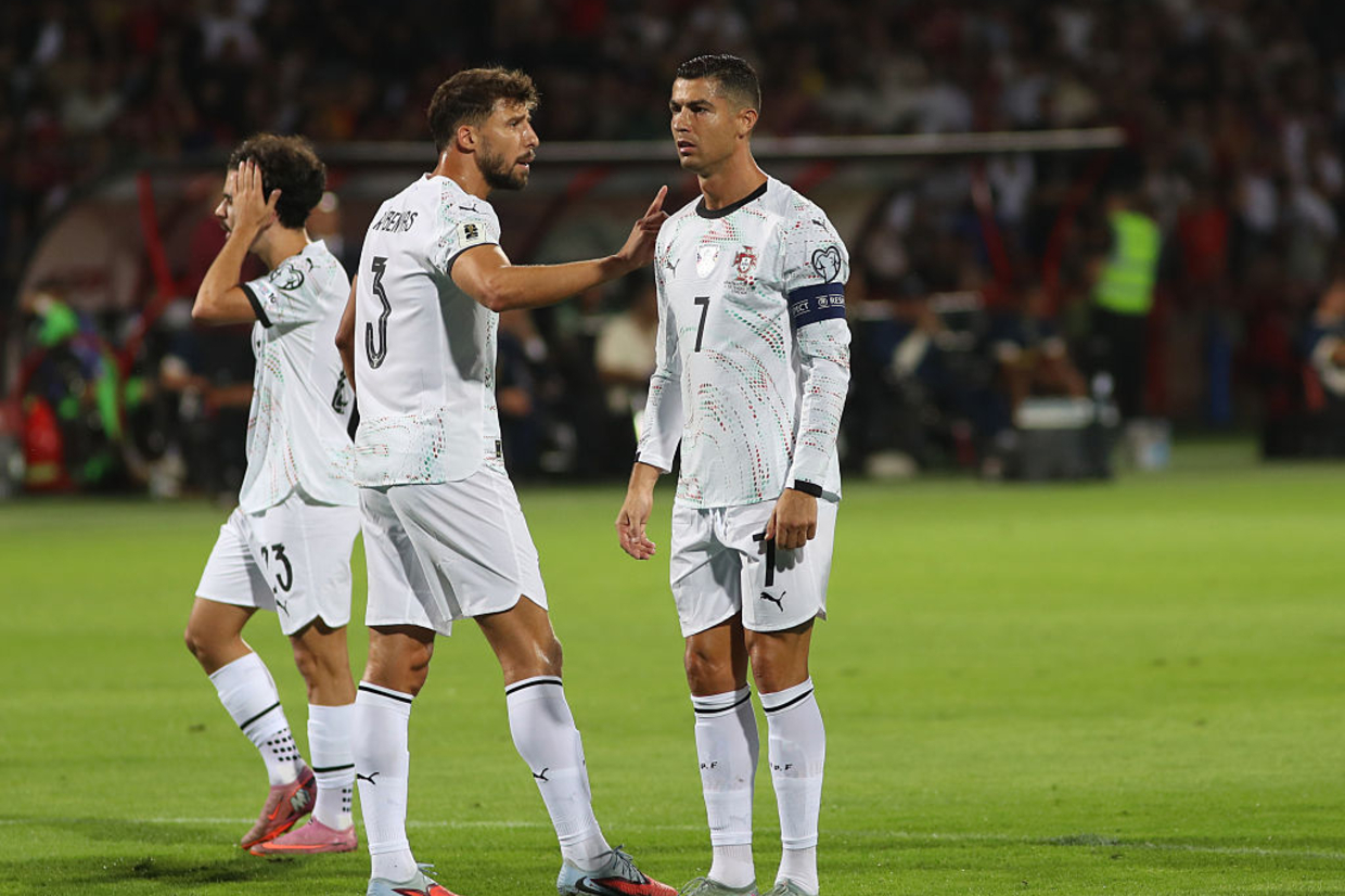 Rúben Dias e as críticas a Ronaldo: «As setas não estão apontadas a um só jogador»
