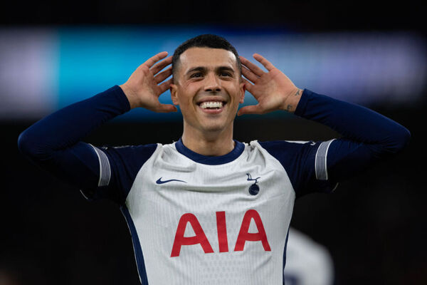 Pedro Porro extends Tottenham contract
