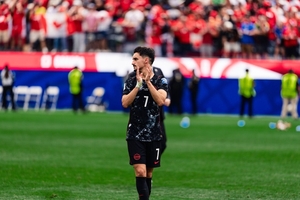 Stephen Eustáquio: «Senti que toda a gente rematou comigo, deram mais força»