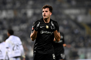 Ex-Sporting sobre Ioannidis: «Evoluiu muito... acho que aprendeu coisas comigo»