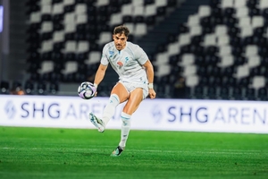 Ex-FC Porto troca de clube, mas continua no Médio Oriente