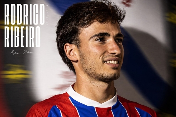 Felgueiras reforça-se com jogador proveniente da Liga Revelação