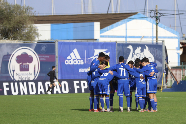 Amora bate Covilhã e sorri por último na fase regular da Liga 3