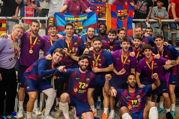 Sete golos de Luís Frade ajudam Barcelona a conquistar Copa de SM El Rey