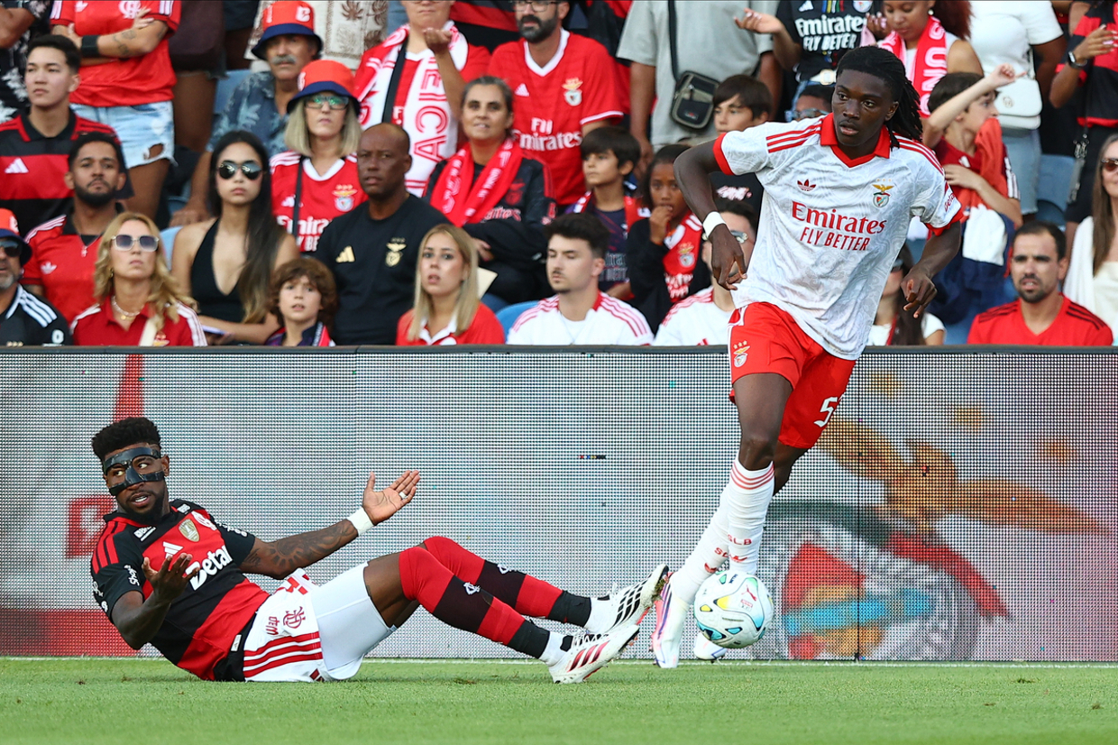 Jaden Umeh enfrenta longa paragem após lesão sofrida frente ao Flamengo
