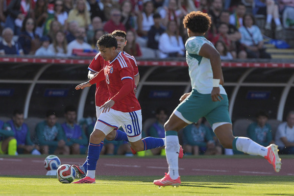 Portugal overcome Chile
