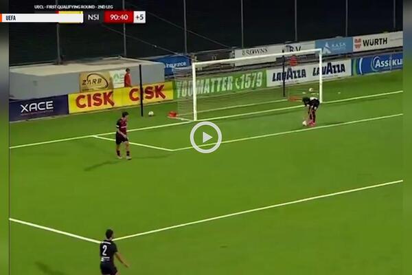 Foi penálti? Árbitro assinala castigo em jogo da Conference League