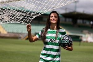 Cara nova para a defesa: Madalena Marau é reforço do Sporting