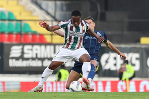 Luís Castro confirma mudança de ex-Sporting para o Grêmio