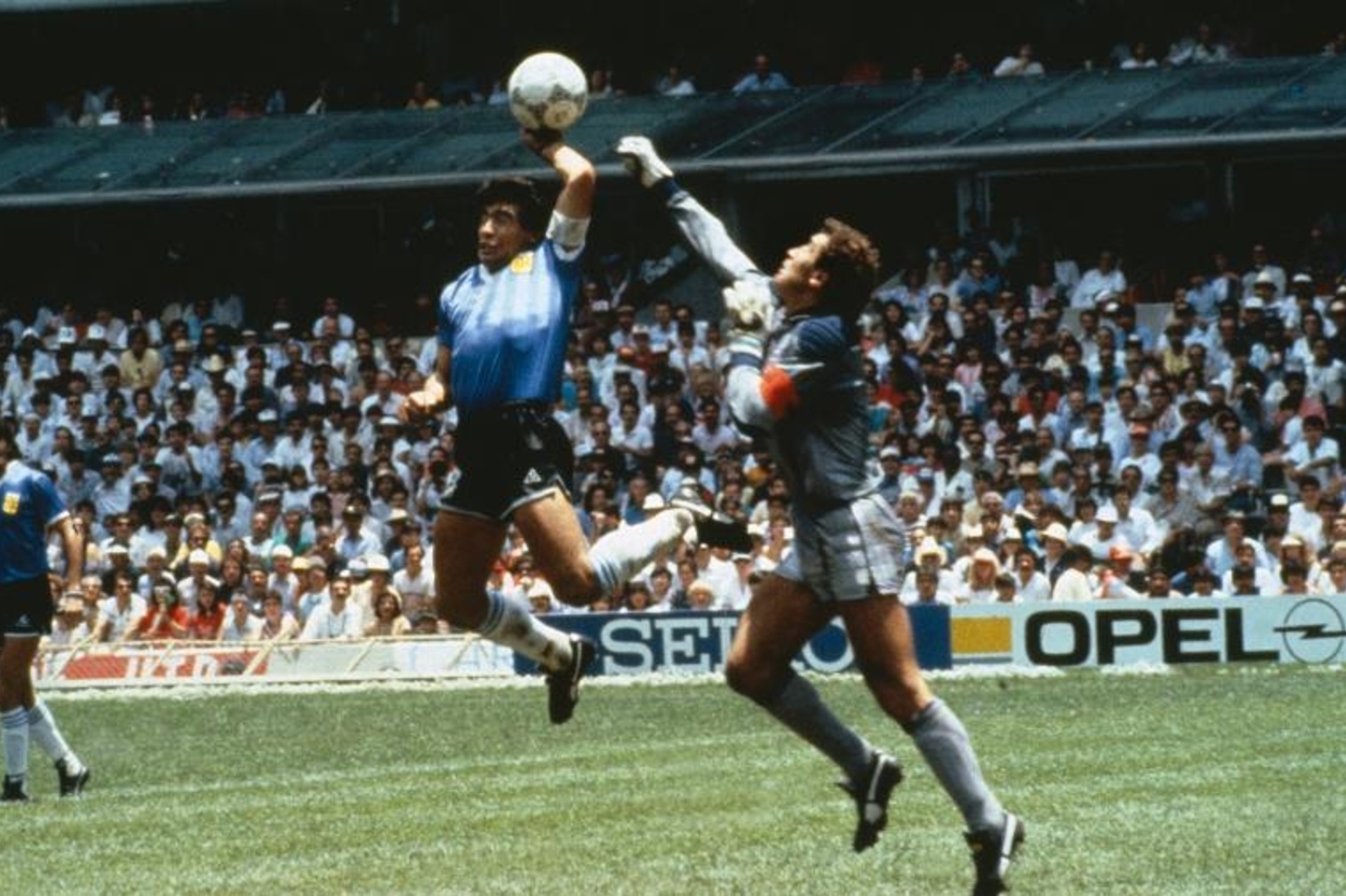 40 anos depois, Argentina e Inglaterra voltam a encontrar-se: recorde o jogo da «Mão de ...