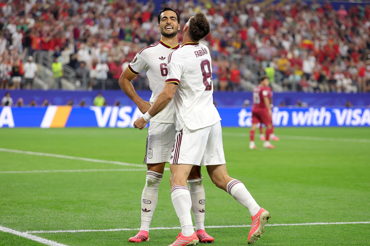 Quando a cabeça não tem juízo, a seleção é que paga