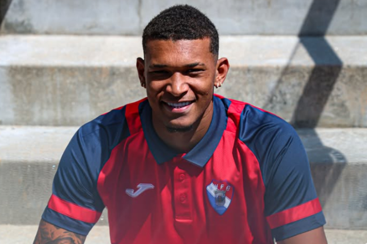 Avançado brasileiro das escolas do Flamengo ruma ao Gil Vicente