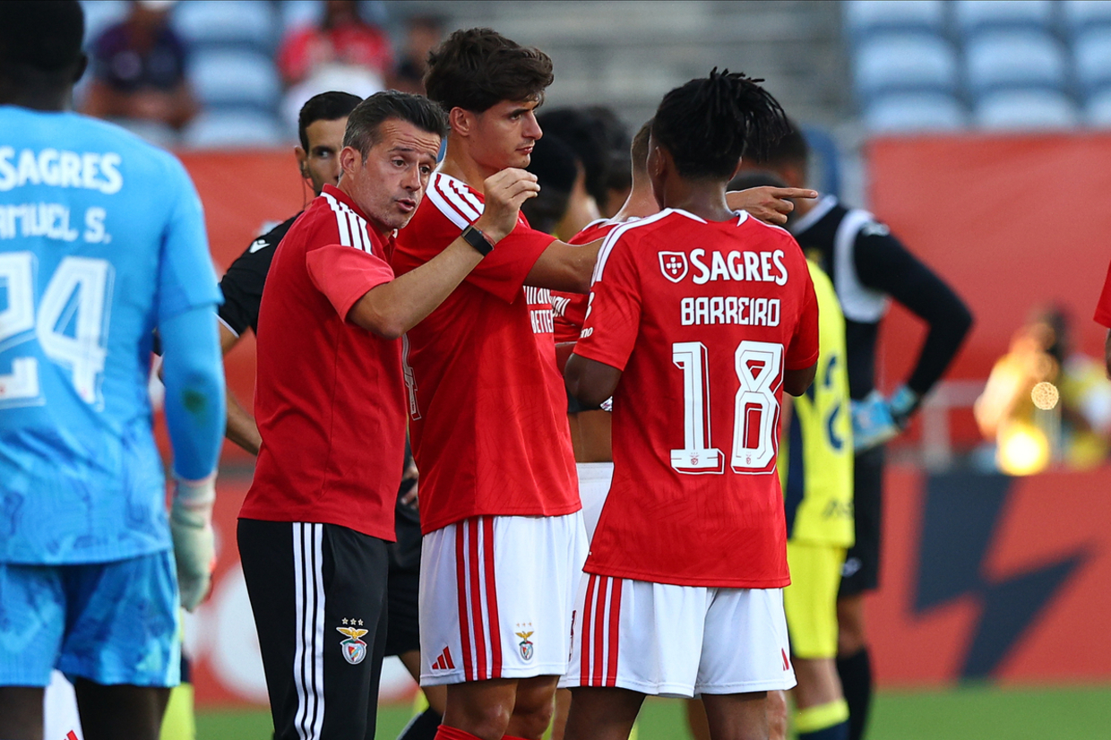 Benfica viu amarelo, mas não abrandou