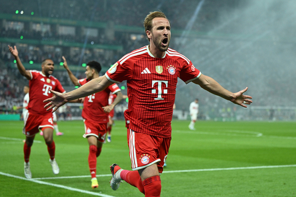 Bayern München beat Stuttgart and win the DFB Pokal