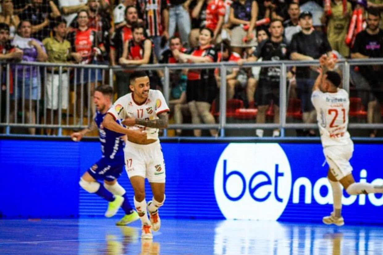 Título chegou em 17 segundos: Atlântico é o novo campeão do Brasil