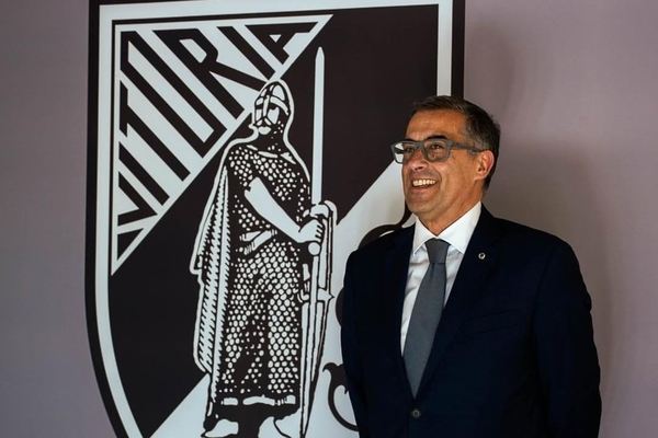 Mesa da Assembleia Geral do Vitória SC desmente acusações da lista C