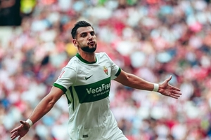 Elche termina empréstimo de Rafa Mir, condenado a prisão por agressão sexual
