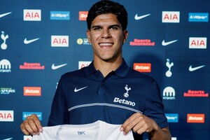Mateus Fernandes Jadi Rekrutan Termahal dalam Sejarah Tottenham: Detailnya