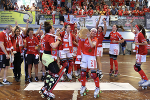 Benfica festeja o 13º título consecutivo no hóquei em patins