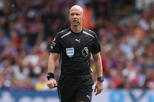 Anthony Taylor nomeado para o Portugal-Espanha